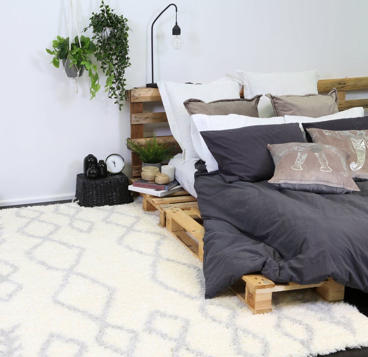 Tribal rugs by Ruggy.