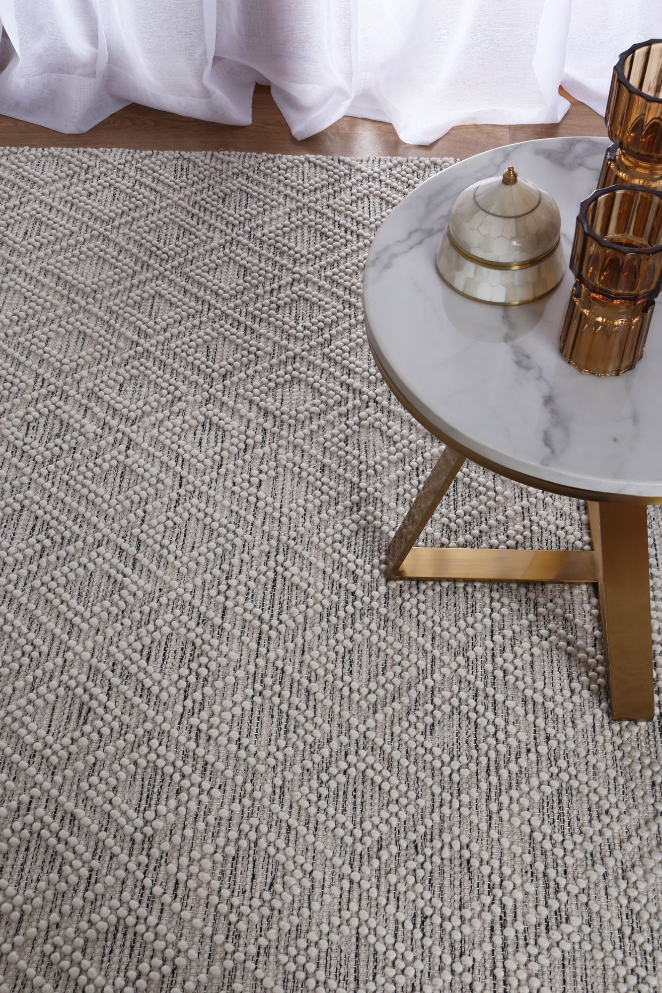 Vista Ada White & Black Wool Rug
