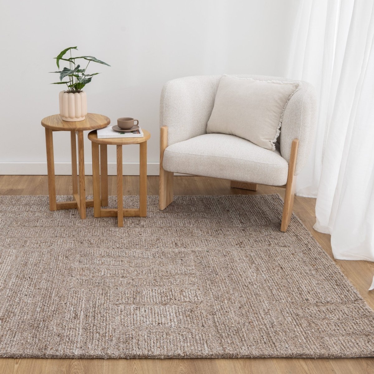 Arana Cocoa Modern Wool Rug