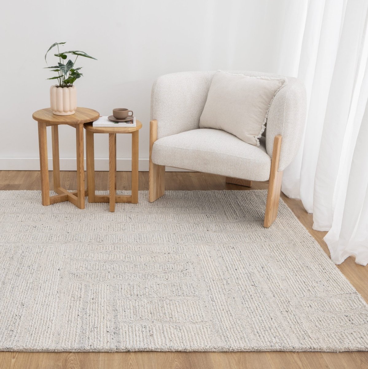 Arana Silver Modern Wool Rug