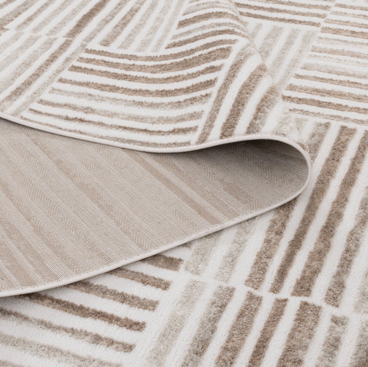 Eloura Geometric Lines Brown Rug