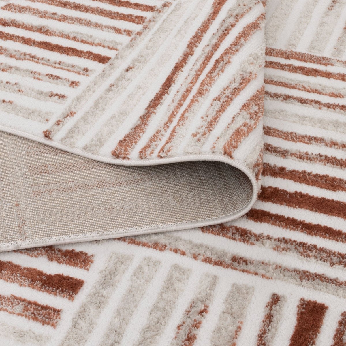 Eloura Geometric Lines Rust Rug