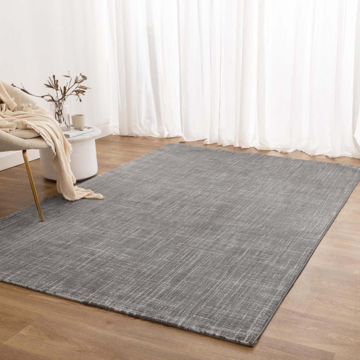Liora Distressed Geo Lines Grey Rug