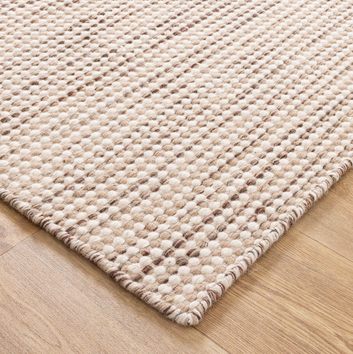 Majesty Beige Wool Rug