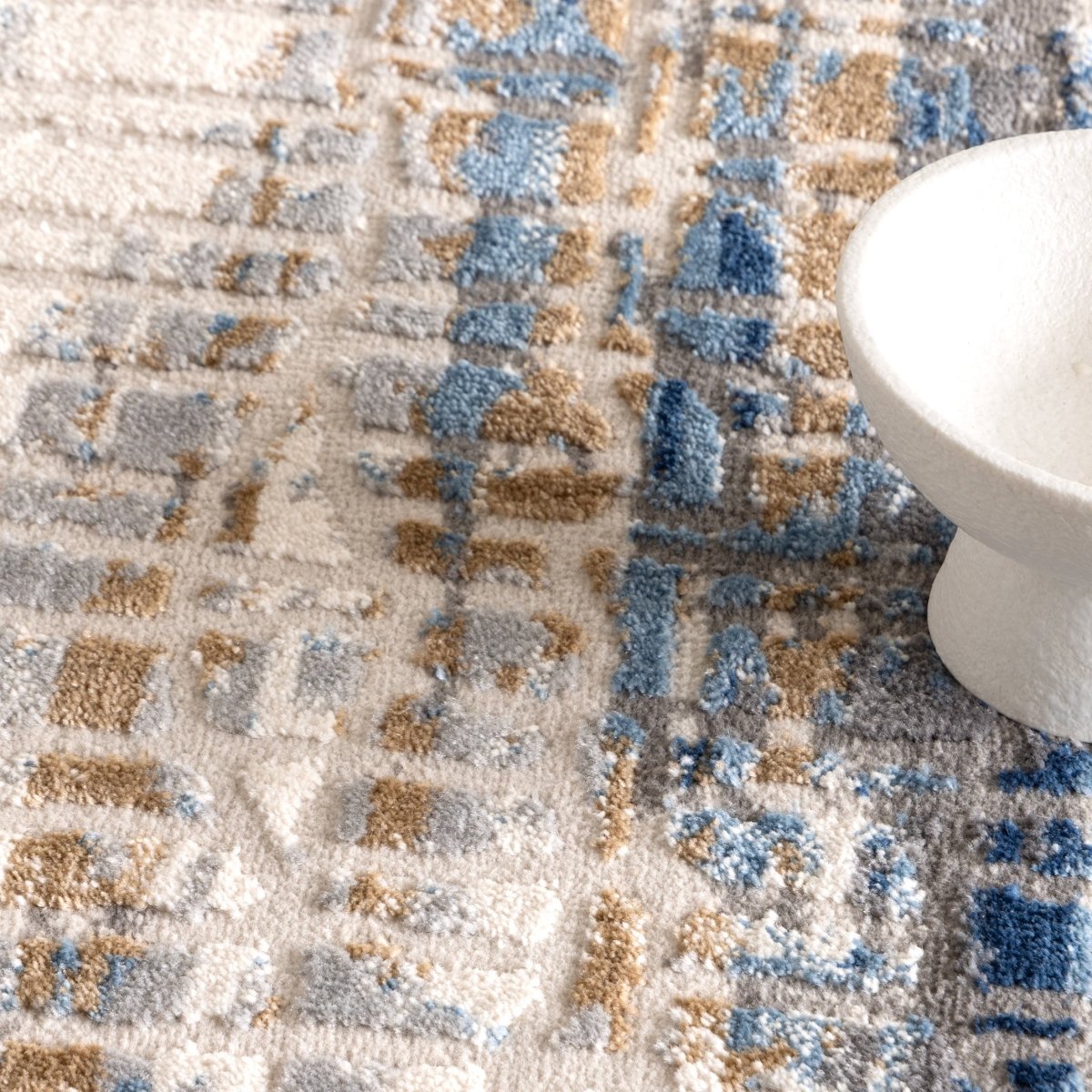 Sustaina White Dark Blue Modern Rug