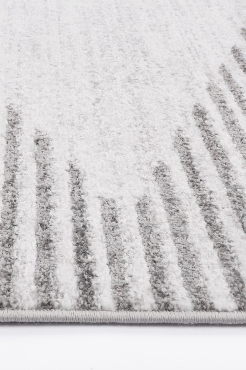 Limerence Abstract Diamond Silver Rug - Ruggy