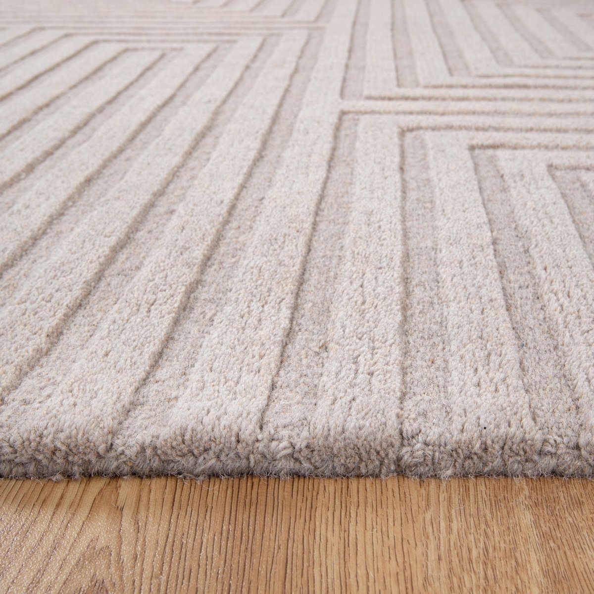 Nirvana Recline BEIGE Wool Rug - Ruggy