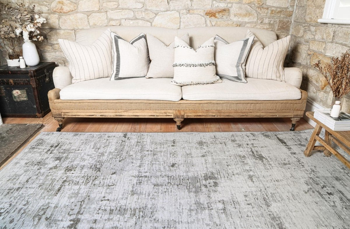 Royal Alfred Ivory Distressed Washable Rug - Ruggy