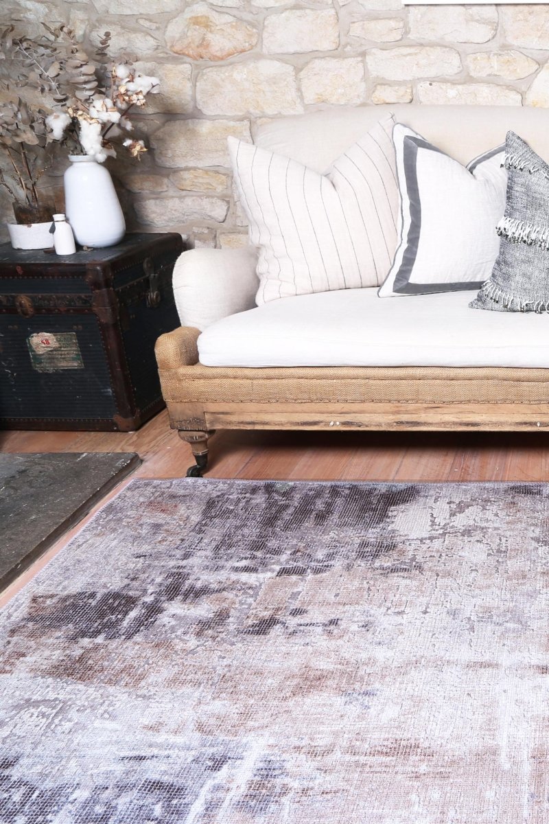 Royal Ash Ivory Distressed Washable Rug - Ruggy