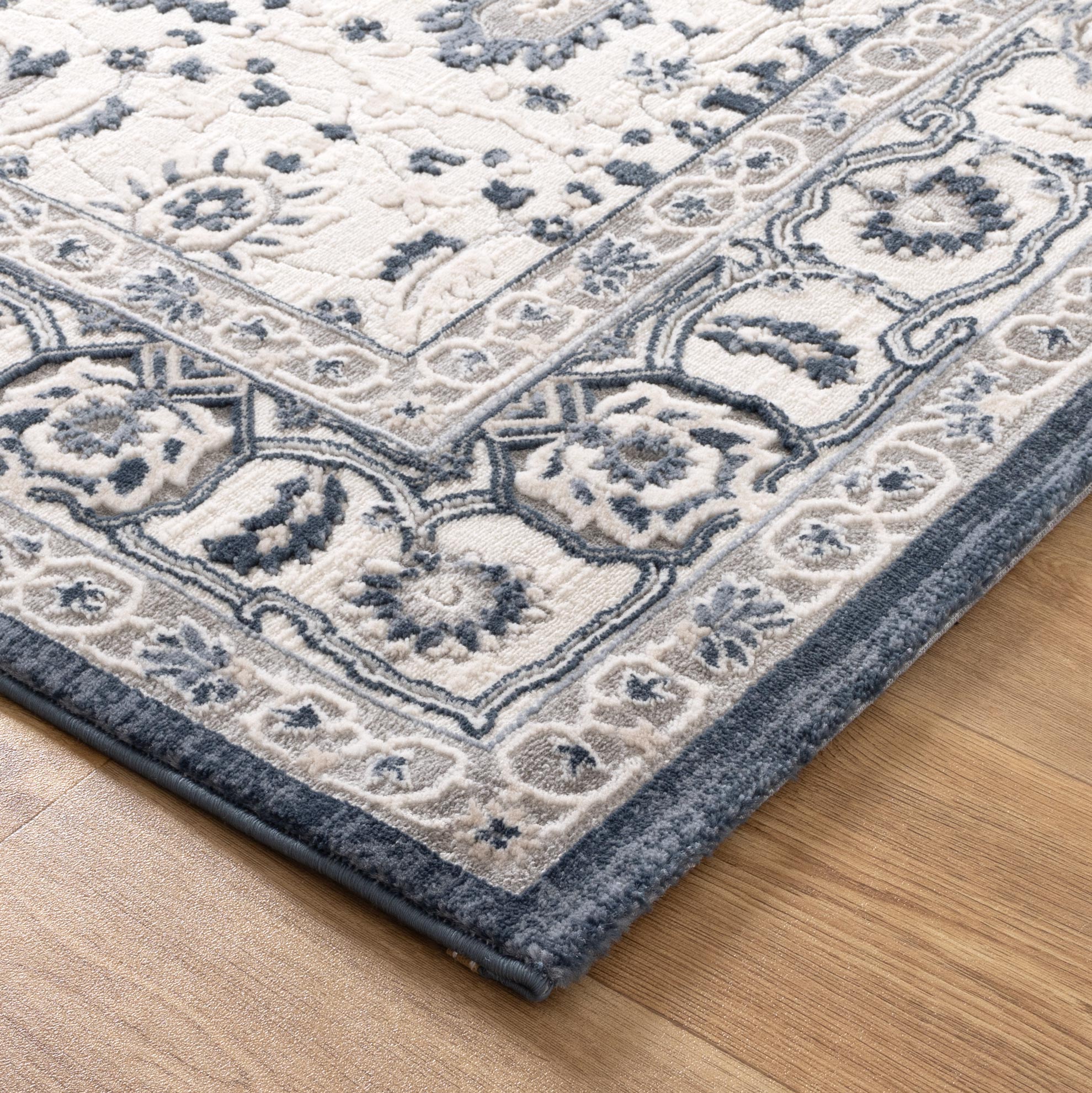 Seren Floral Traditional Blue Rug