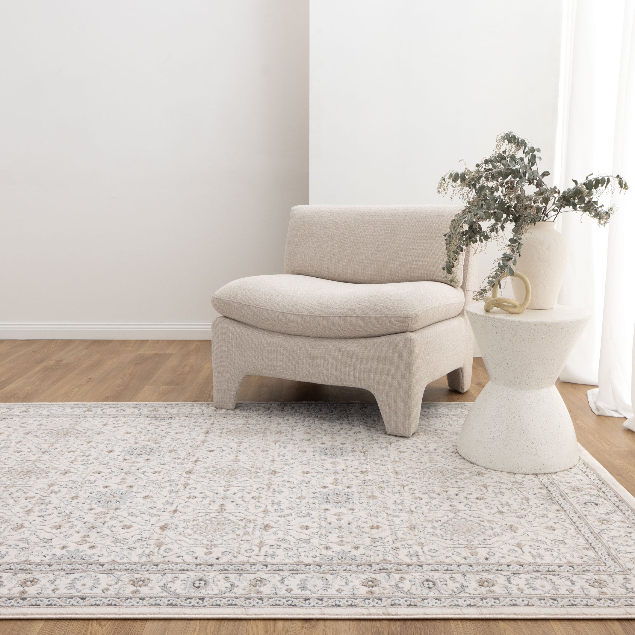 Seren Traditional Border Cream and Beige Rug