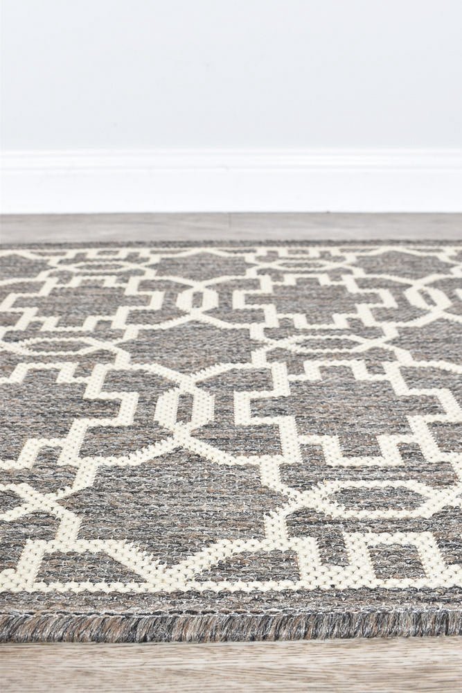 Amara Brown Cream Outdoor Rug