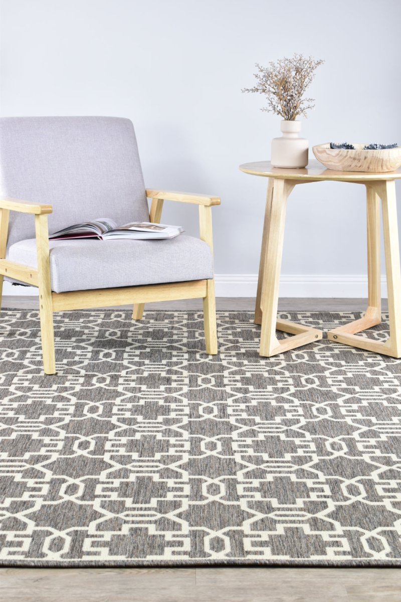 Amara Brown Cream Outdoor Rug