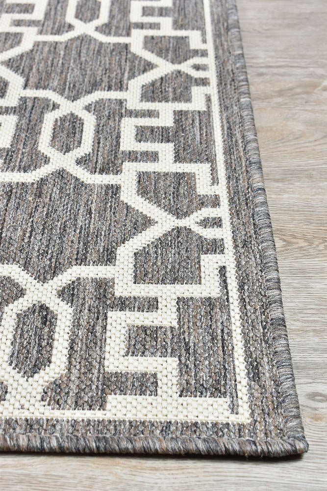 Amara Brown Cream Outdoor Rug