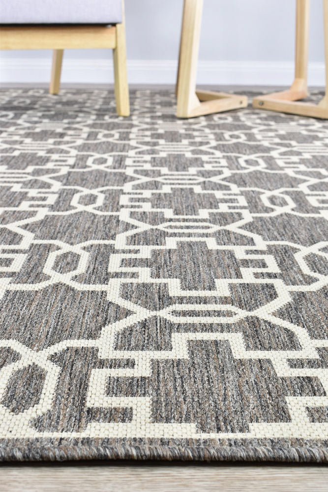 Amara Brown Cream Outdoor Rug