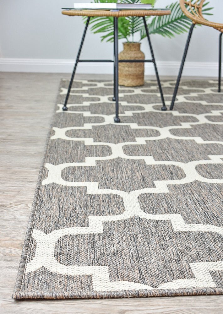 Amara Crown Beige Outdoor Rug