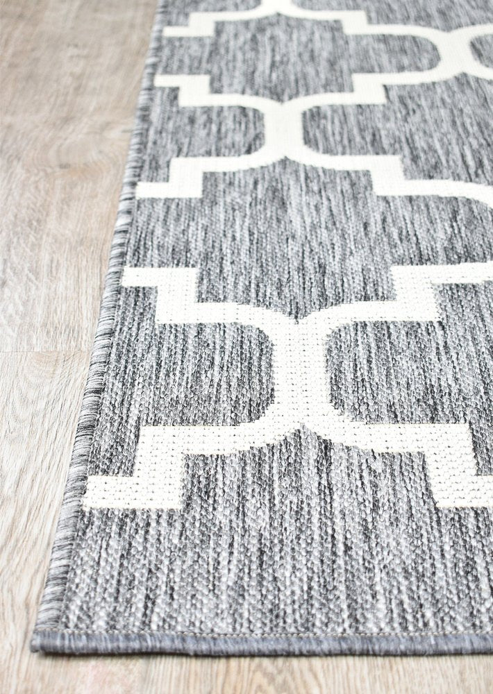 Amara Crown Light Grey Outdoor Rug