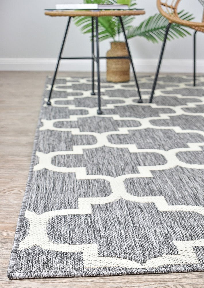 Amara Crown Light Grey Outdoor Rug