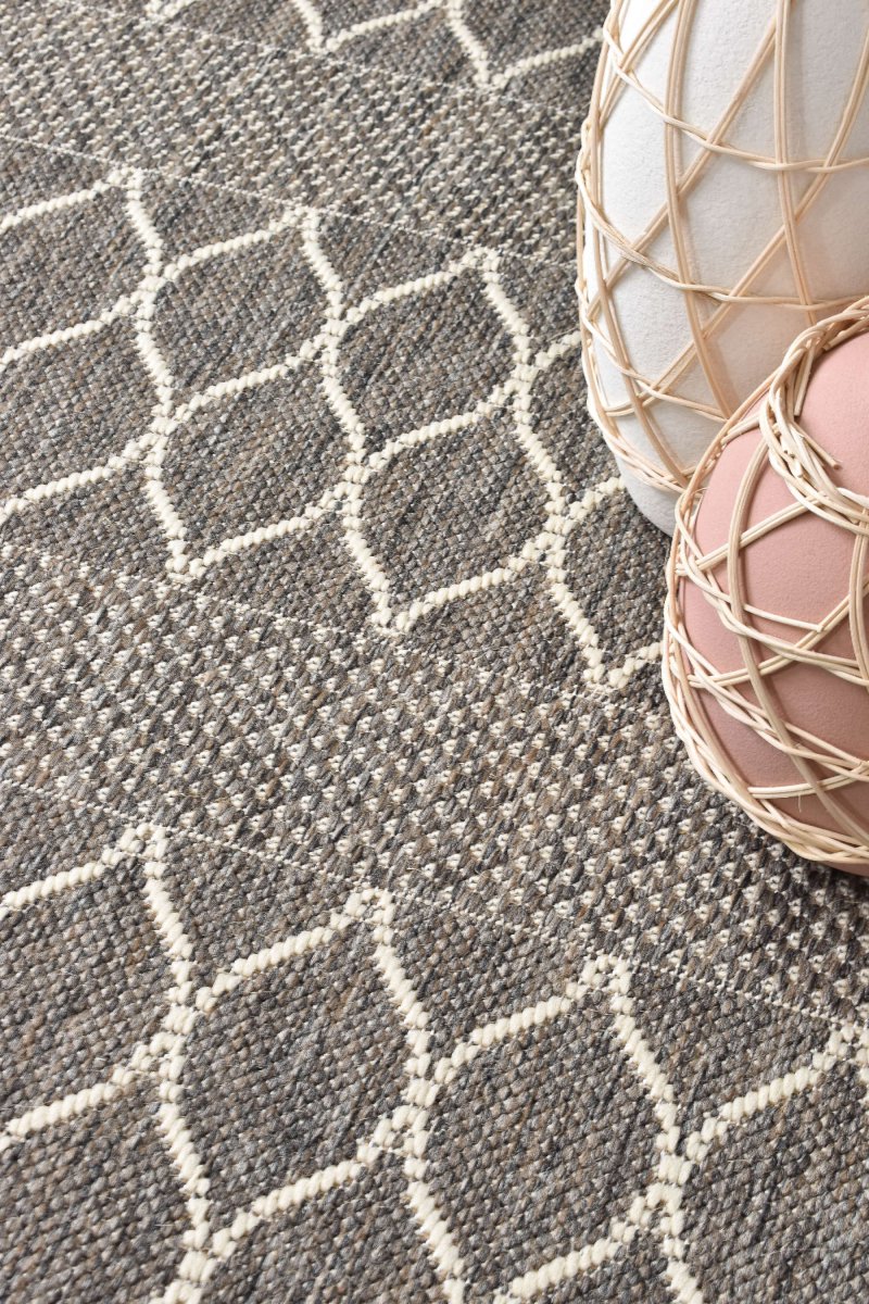 Amara Diamond Brown Outdoor Rug