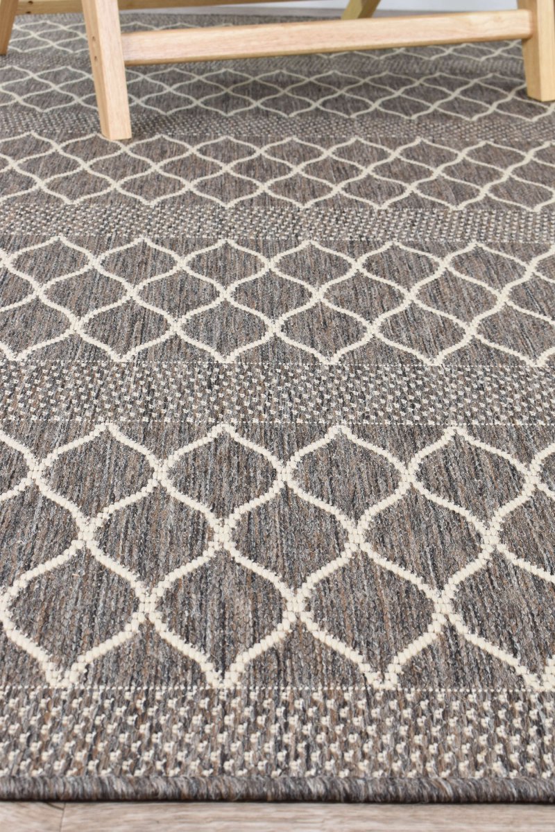 Amara Diamond Brown Outdoor Rug