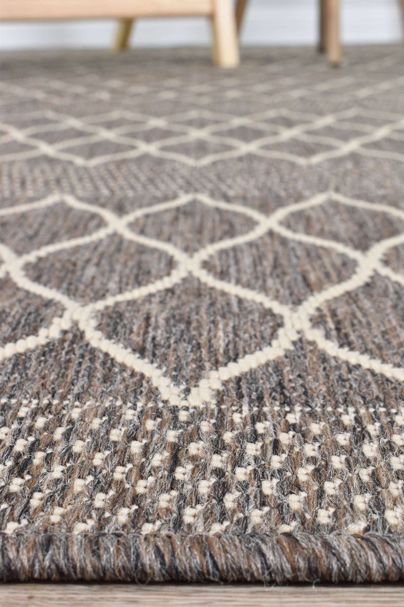 Amara Diamond Brown Outdoor Rug