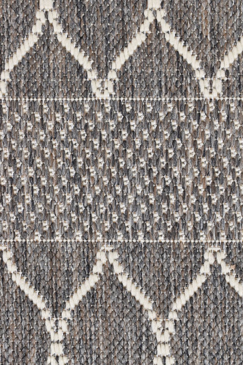 Amara Diamond Brown Outdoor Rug