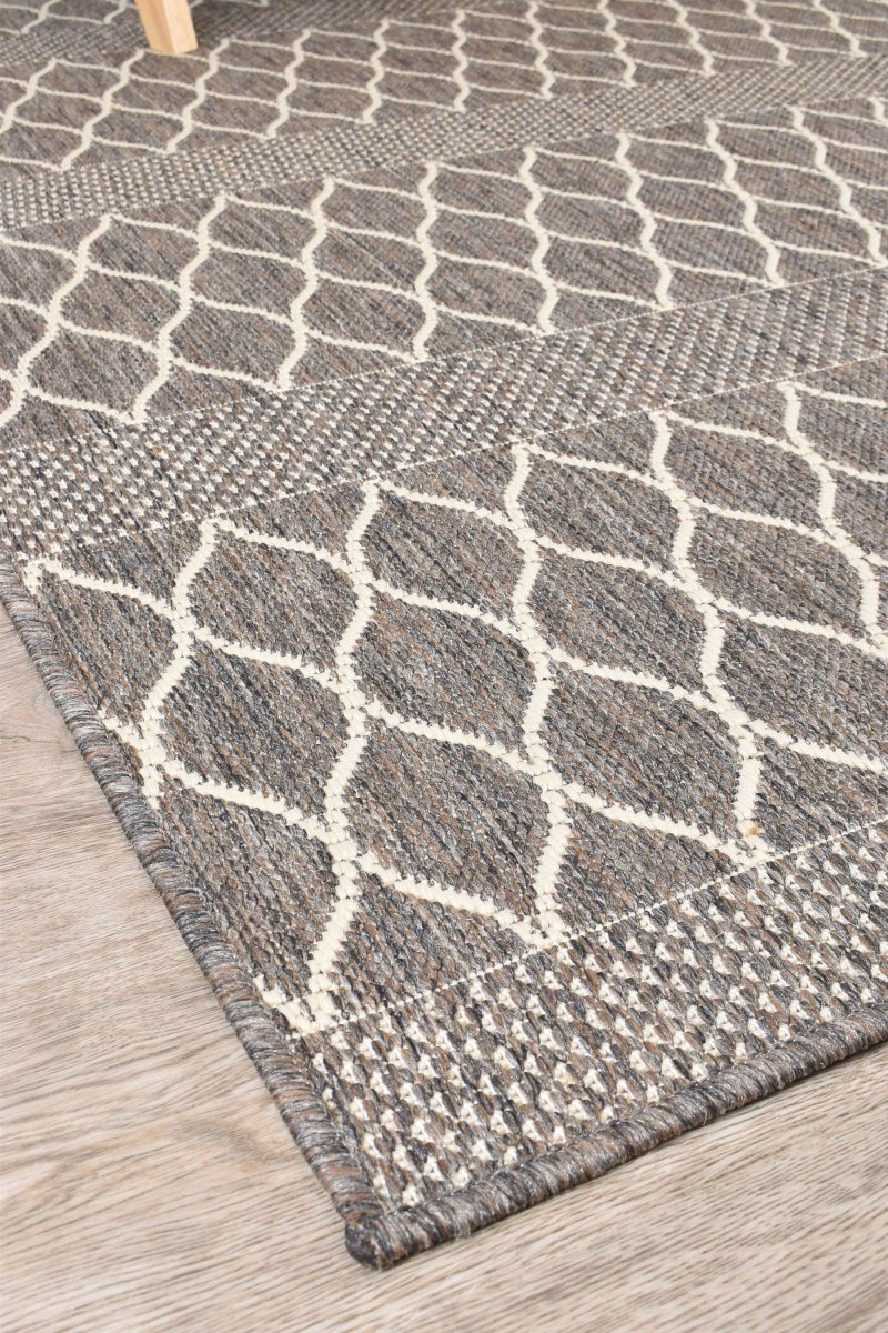 Amara Diamond Brown Outdoor Rug