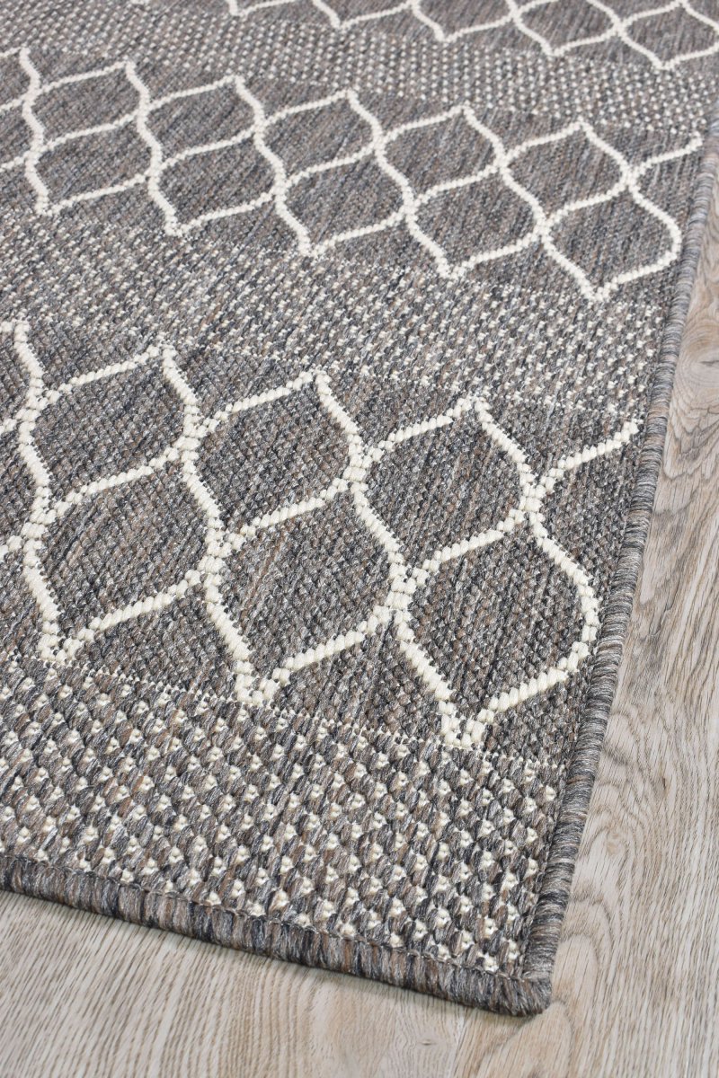 Amara Diamond Brown Outdoor Rug