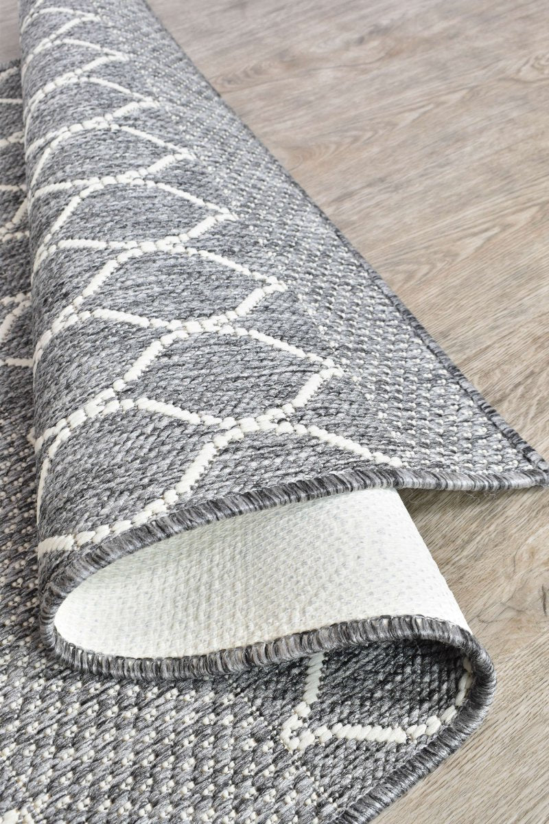 Amara Diamond Grey Outdoor Rug