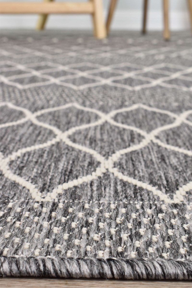 Amara Diamond Grey Outdoor Rug