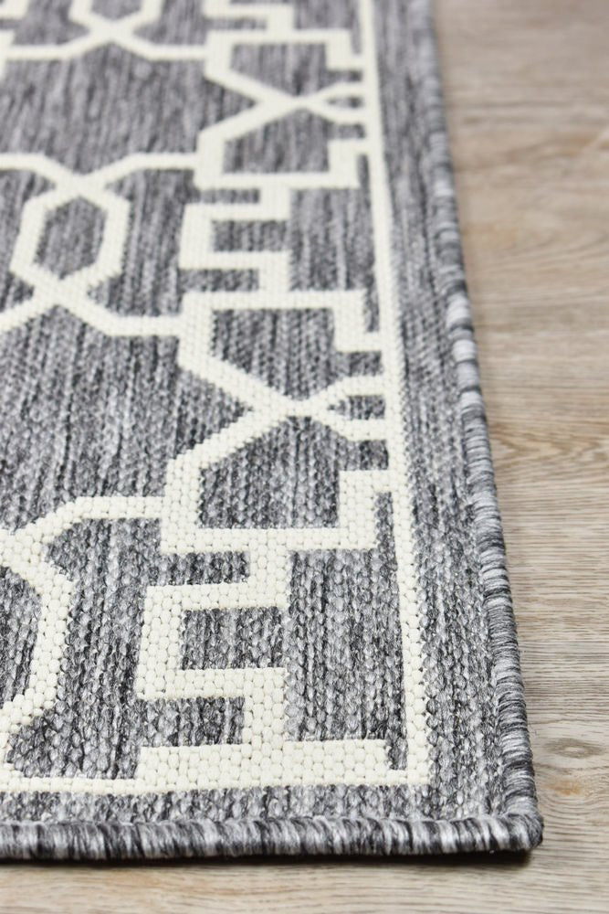 Amara Grey Cream Outdoor Rug