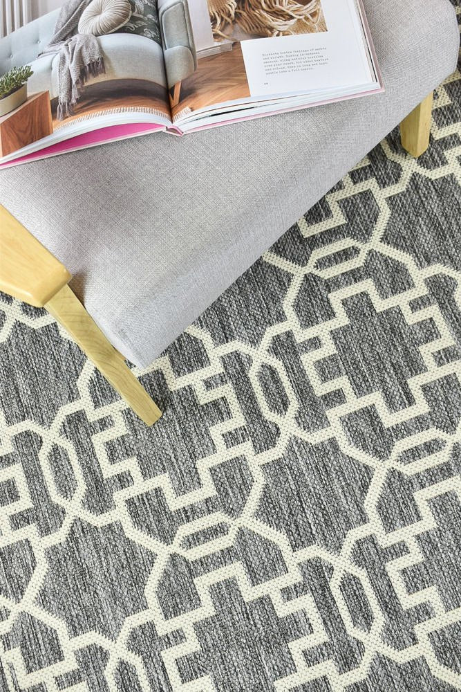 Amara Grey Cream Outdoor Rug