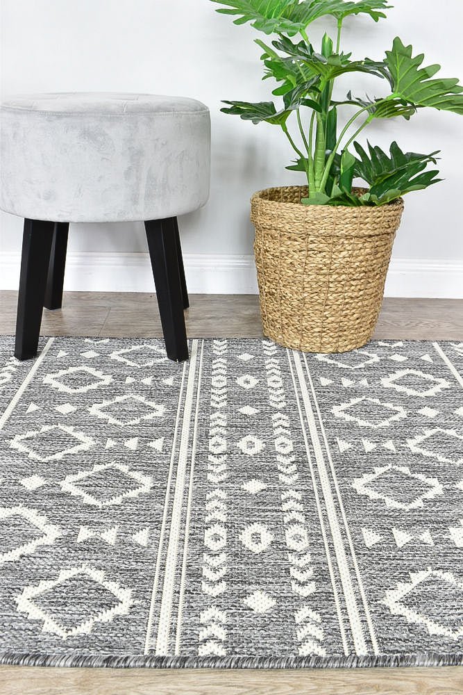 Amara Grey Cream Tribal Outdoor Rug