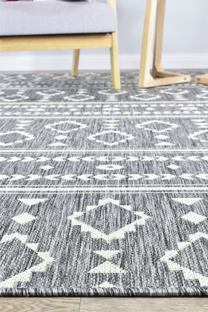 Amara Grey Cream Tribal Outdoor Rug