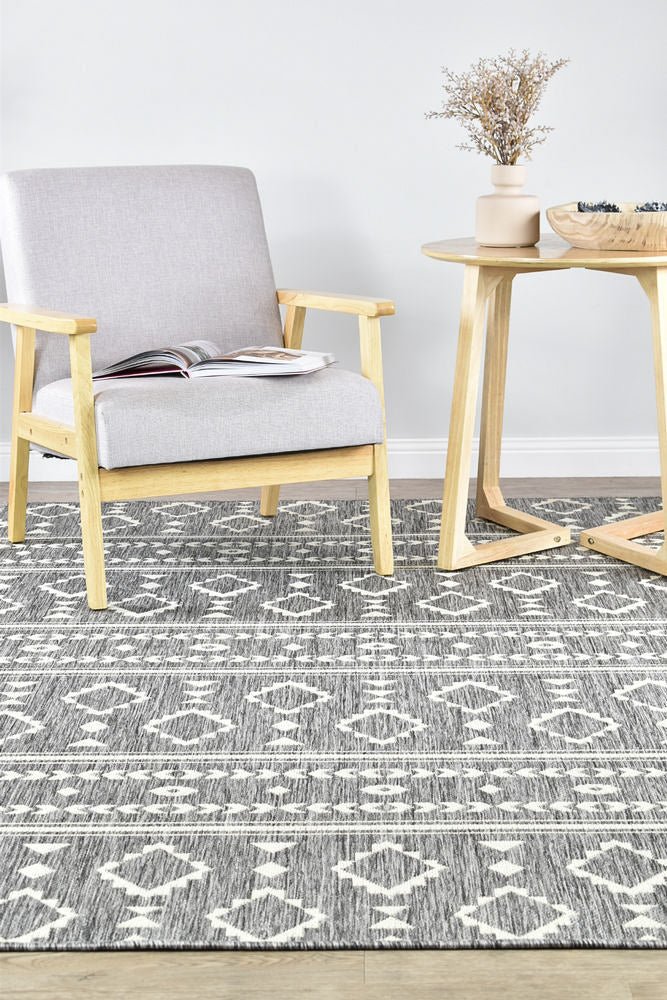 Amara Grey Cream Tribal Outdoor Rug