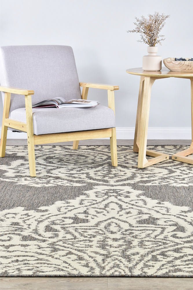 Amara Motif Brown Cream Outdoor Rug