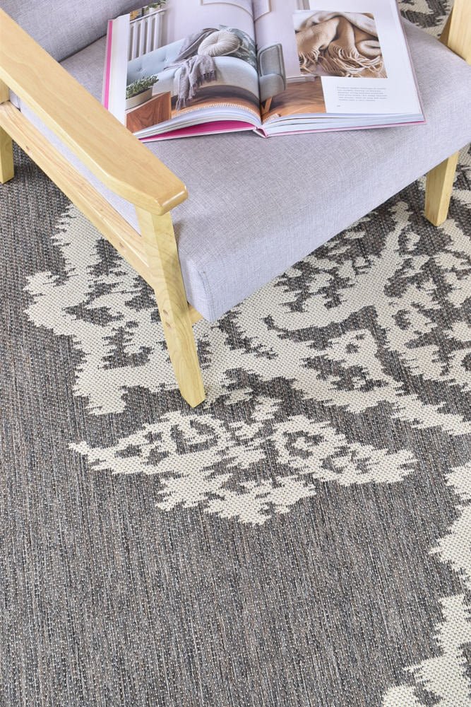 Amara Motif Brown Cream Outdoor Rug