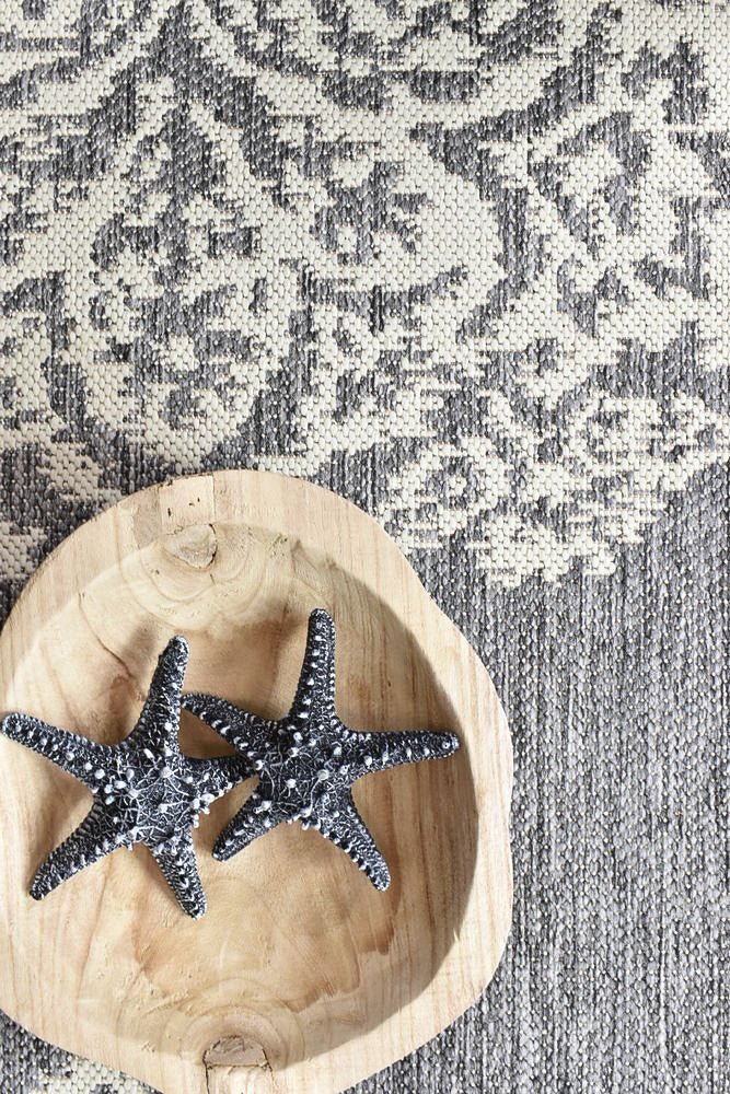 Amara Motif Grey Cream Outdoor Rug