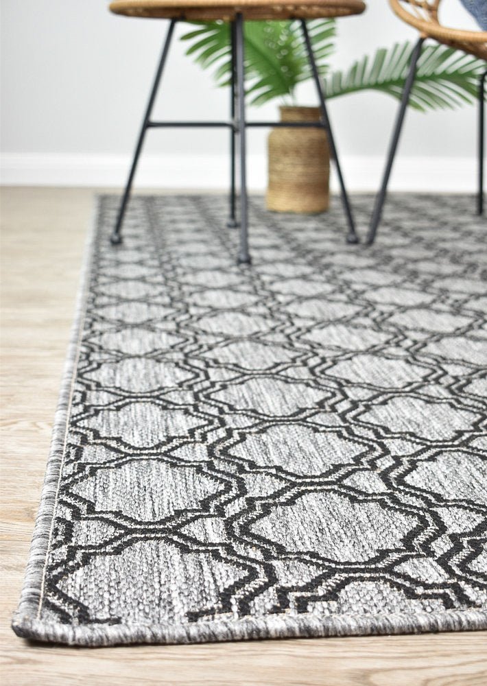 Amara Pani Grey Outdoor Rug