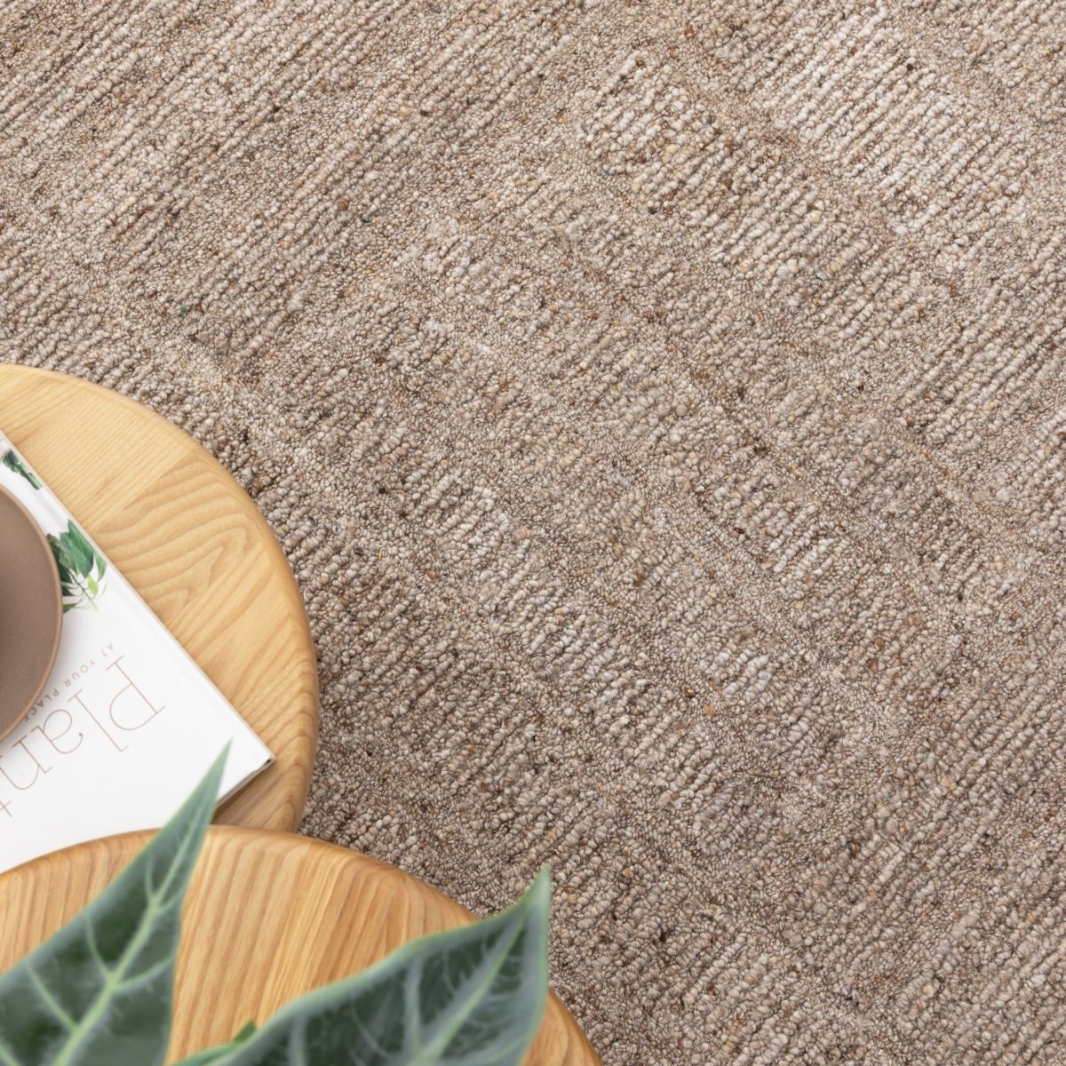 Arana Cocoa Modern Wool Rug