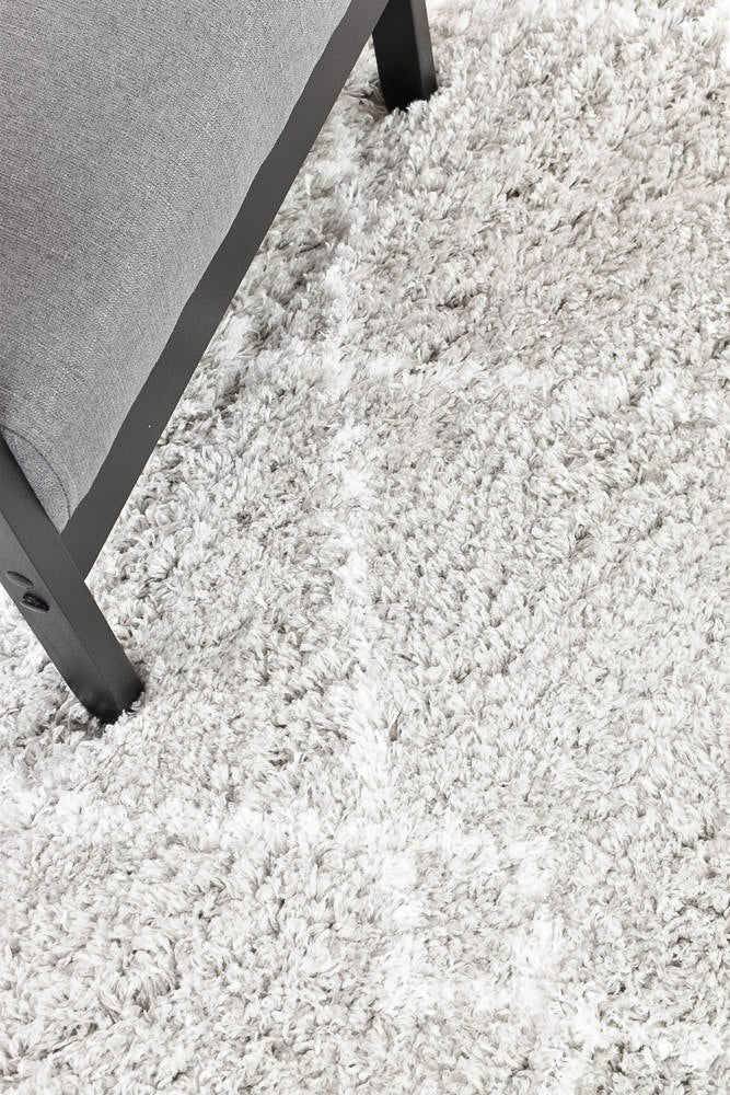 Barra Diamond Grey Shaggy Rug