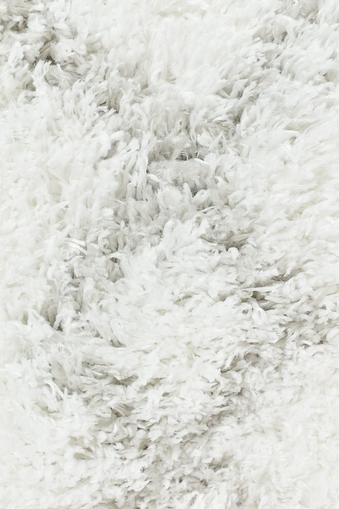 Barra Diamond White Shaggy Rug