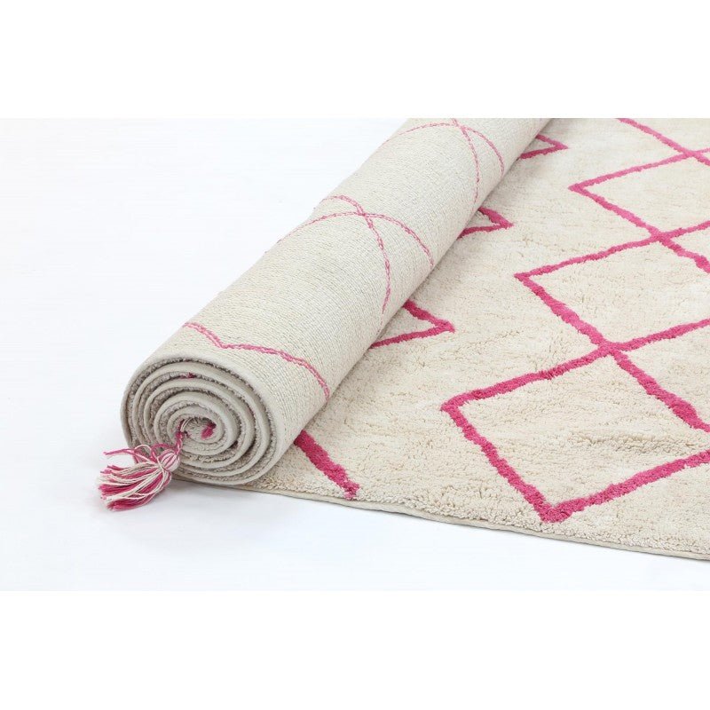 Breeze Diamond Pink Cotton Rug Area Rug | Ruggy