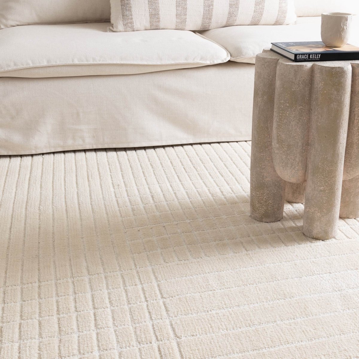 Crest Ivory Modern Rug