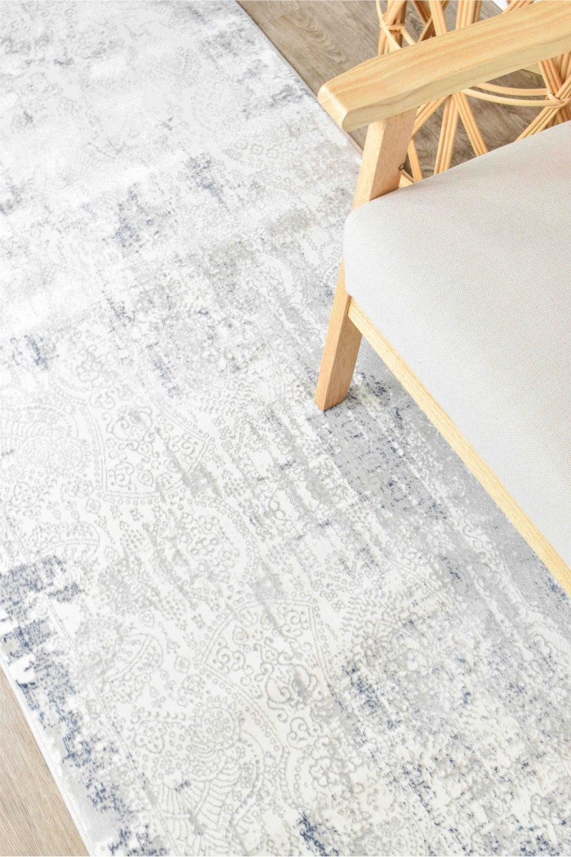 Dora White Belle Modern Rug