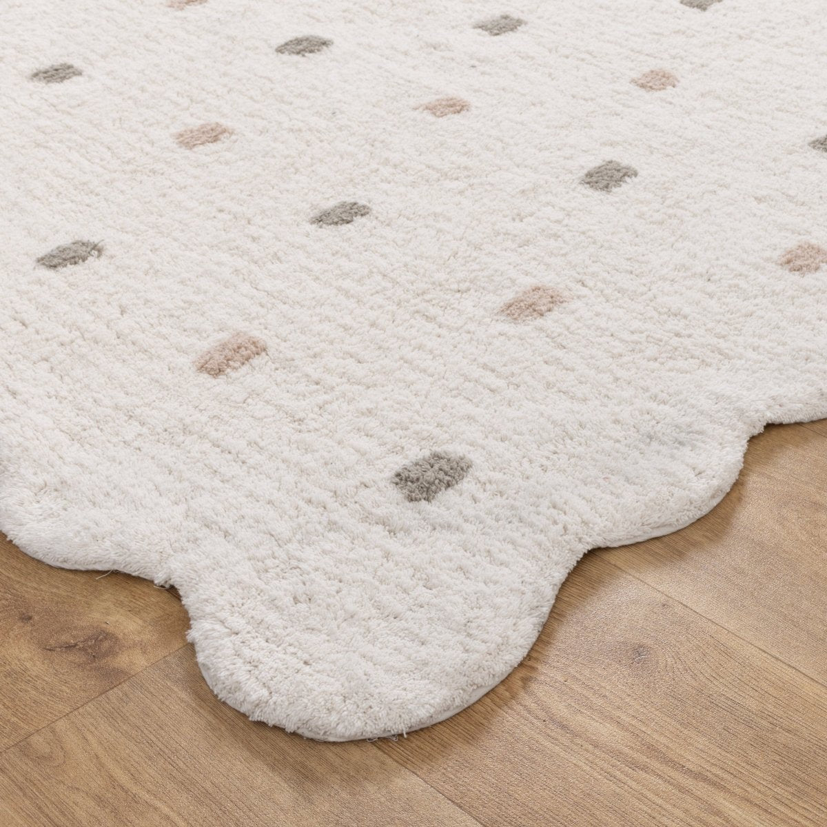 Elara Scalloped White Multi Kids Round Rug