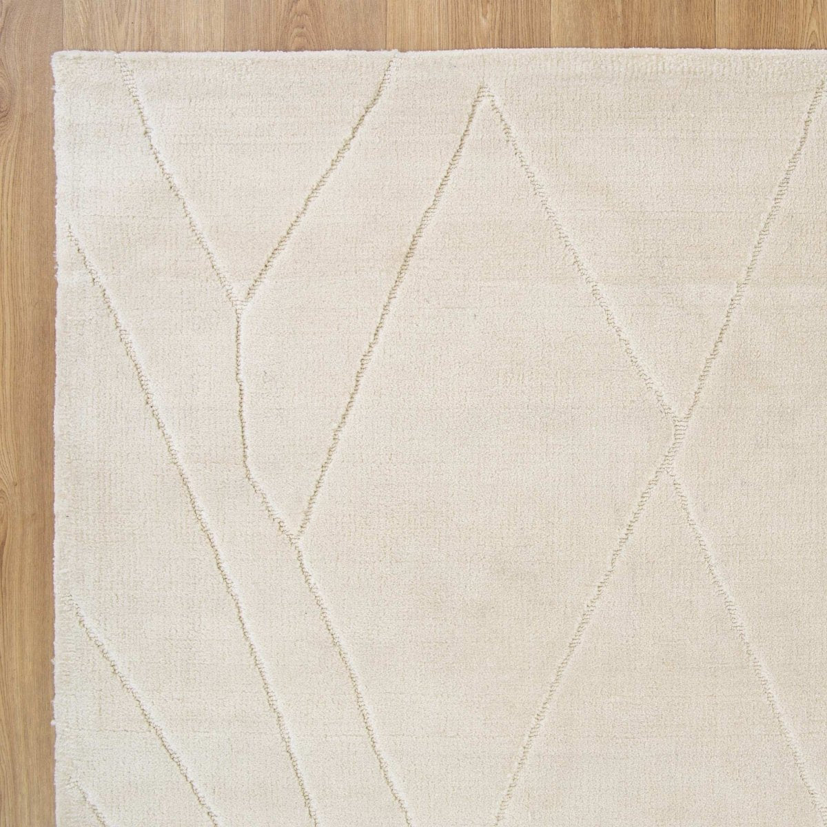 Ember Rocco Ivory Rug Area Rug | Ruggy