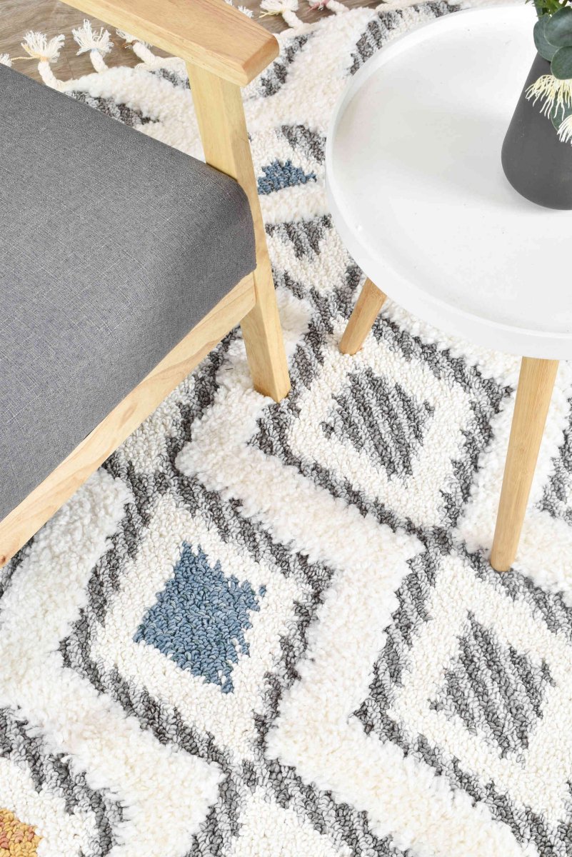 Karri Diamond Shaggy Rug