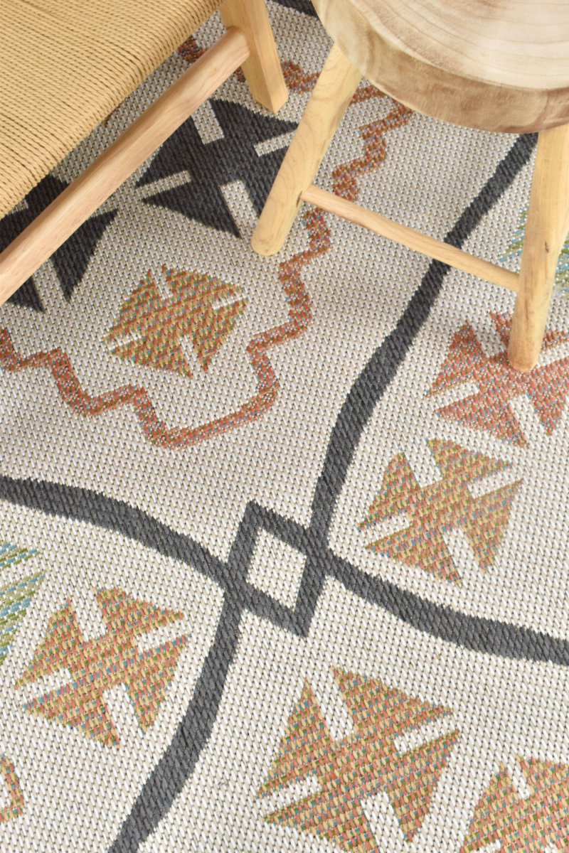 Kira Tenochca Modern Rug