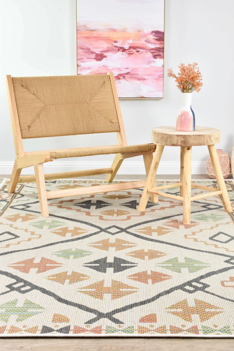 Kira Tenochca Modern Rug